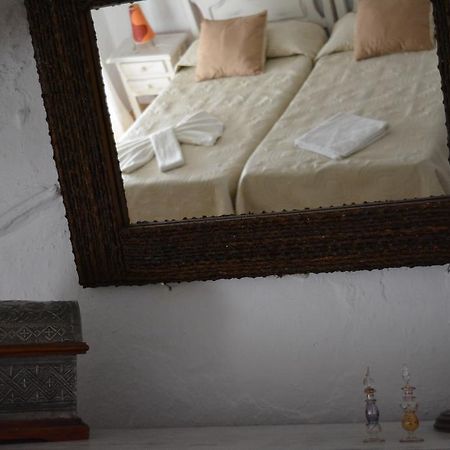 La Cueva Solea Guest House Algodonales Ngoại thất bức ảnh