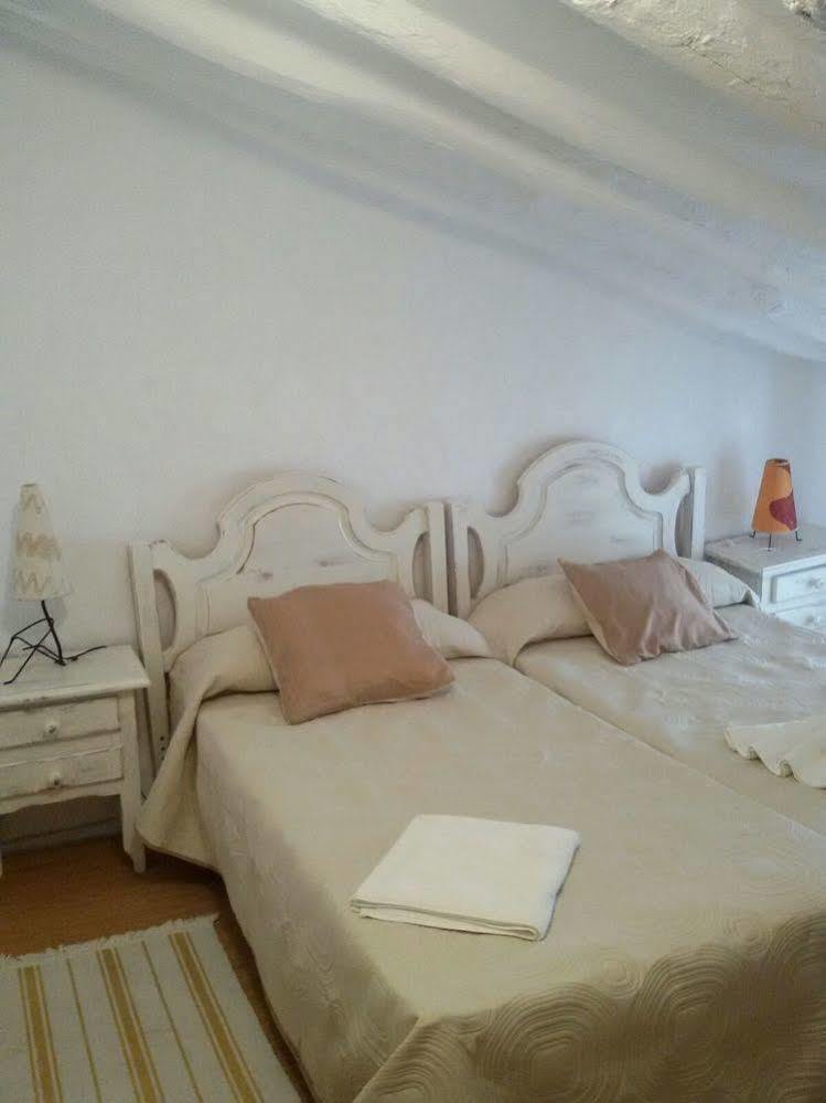 La Cueva Solea Guest House Algodonales Ngoại thất bức ảnh